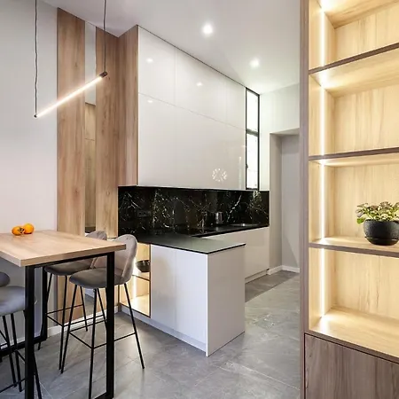 Royal On Voloshyna 2 * Lviv