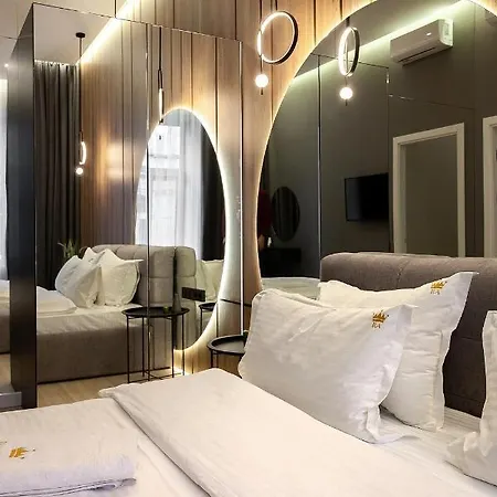 Lägenhet Royal On Voloshyna 2 Lviv