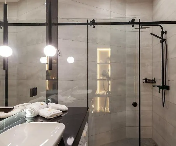 Apartment Royal On Voloshyna 2 *